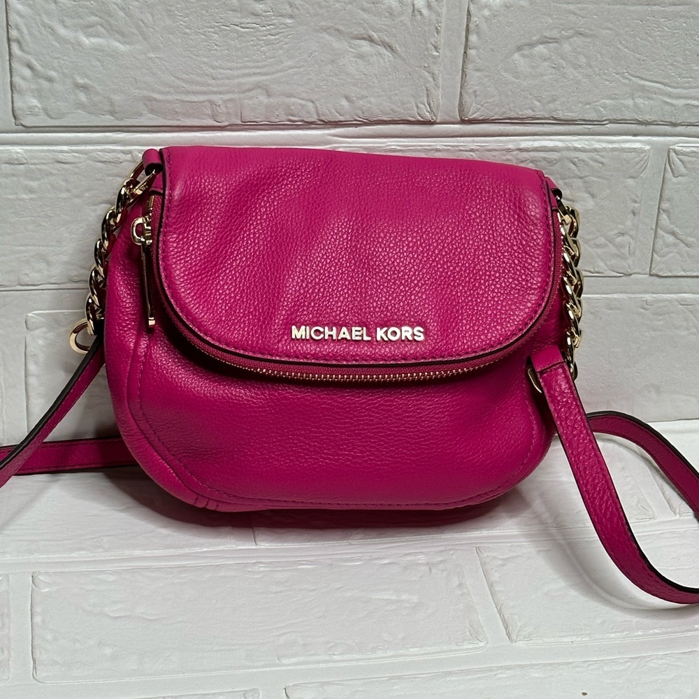 Michael Kors Pink Leather Crossbody Bag - Picture 2 of 6